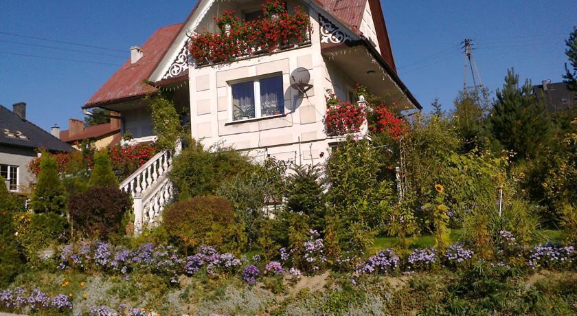 Dom Pod Roza Apartment Lesna Bagian luar foto