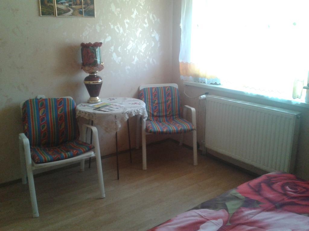 Dom Pod Roza Apartment Lesna Ruang foto